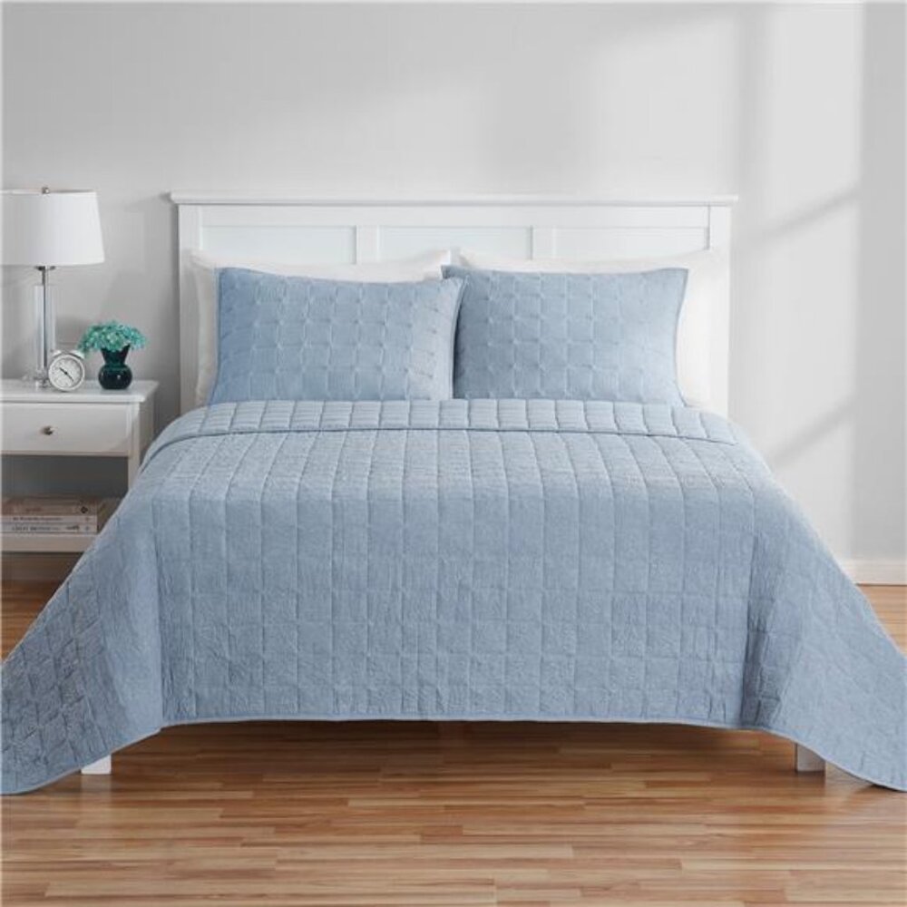 Solid Blue Crinkle Box Soft Wash Microfiber Quilt… - image 2